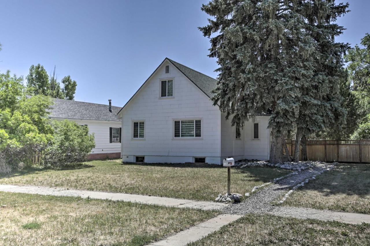 Beautiful Thermopolis Home With Private Yard And Grill Exterior photo