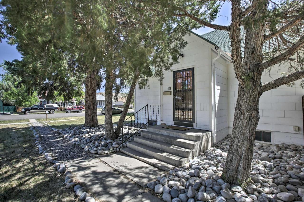 Beautiful Thermopolis Home With Private Yard And Grill Exterior photo